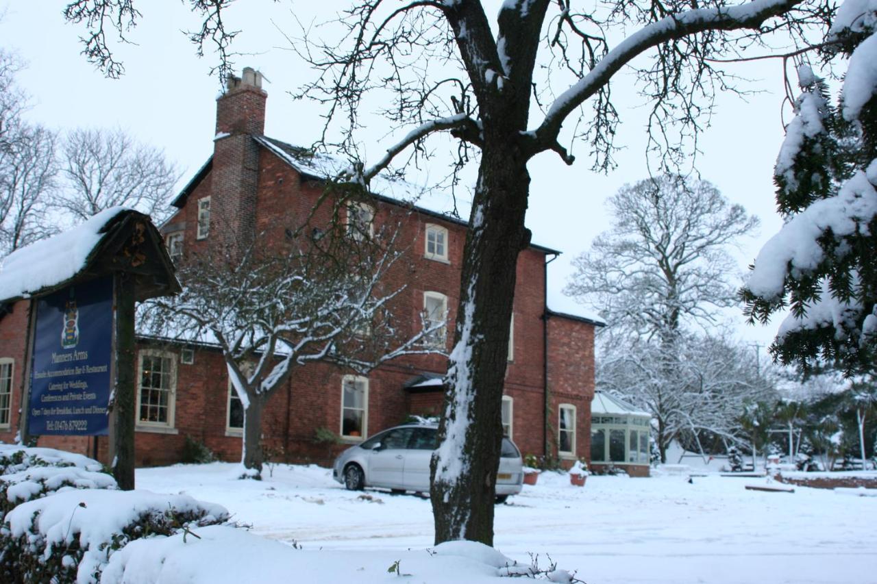 The Manners Arms Hotel Grantham Exterior photo